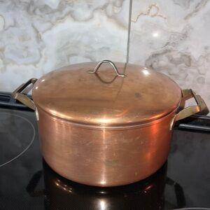 5Q Odi Portugal Round Copper Pot with Lid
